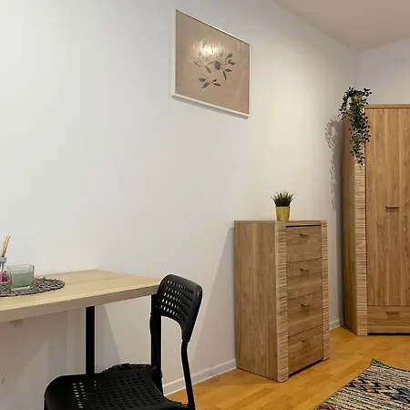 Pansiyon Leaf - 20 Minutes To Old Town & Seaside *