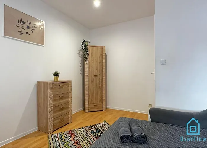 Leaf - 20 Minutes To Old Town & Seaside Homestay